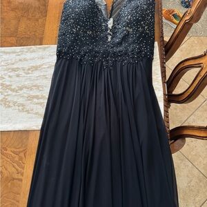 Elegant Black Evening Gown